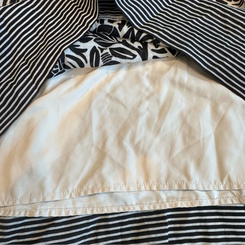 BCBGMaxAzria Monochrome Patterned Dress,‎ Size Large